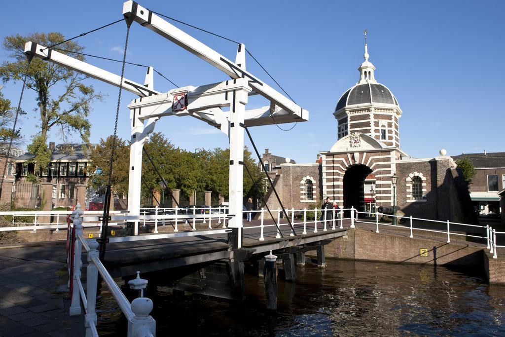 Golden Tulip Leiden Centre Hotel Bagian luar foto