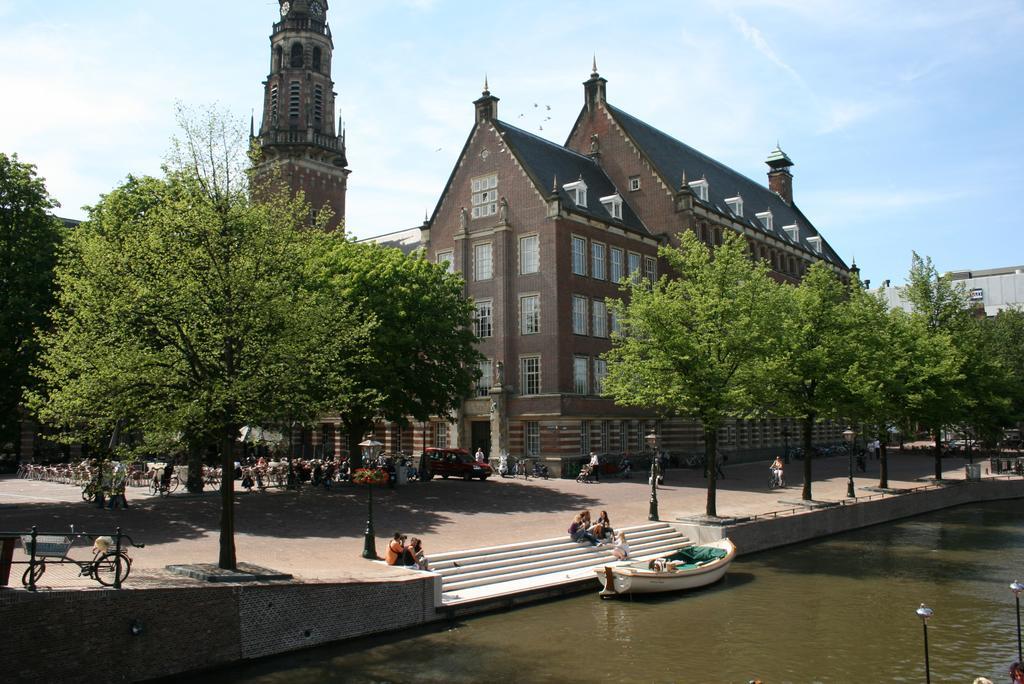 Golden Tulip Leiden Centre Hotel Bagian luar foto
